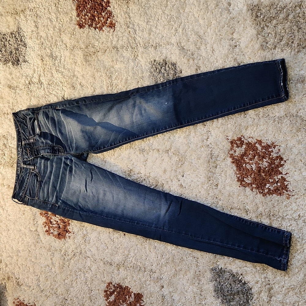 High waisted skinny jeans size 6 American Eagle